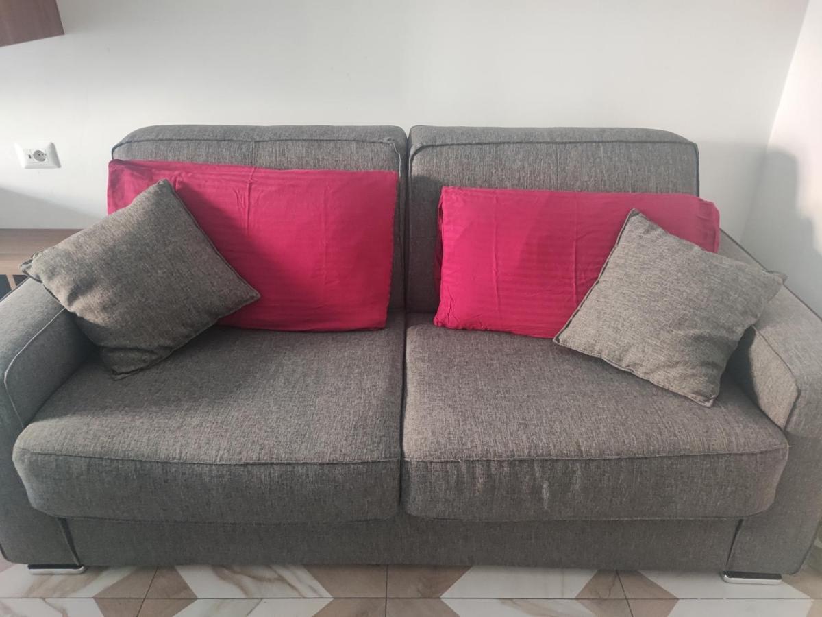 Indahouse Apartment Бари Екстериор снимка